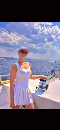 Barbara, 33
