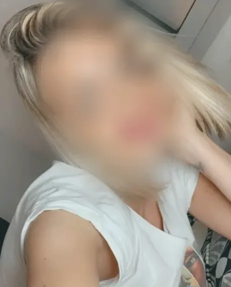 Emily, 35