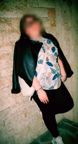 Emily, 29