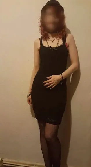 Ingrid, 35